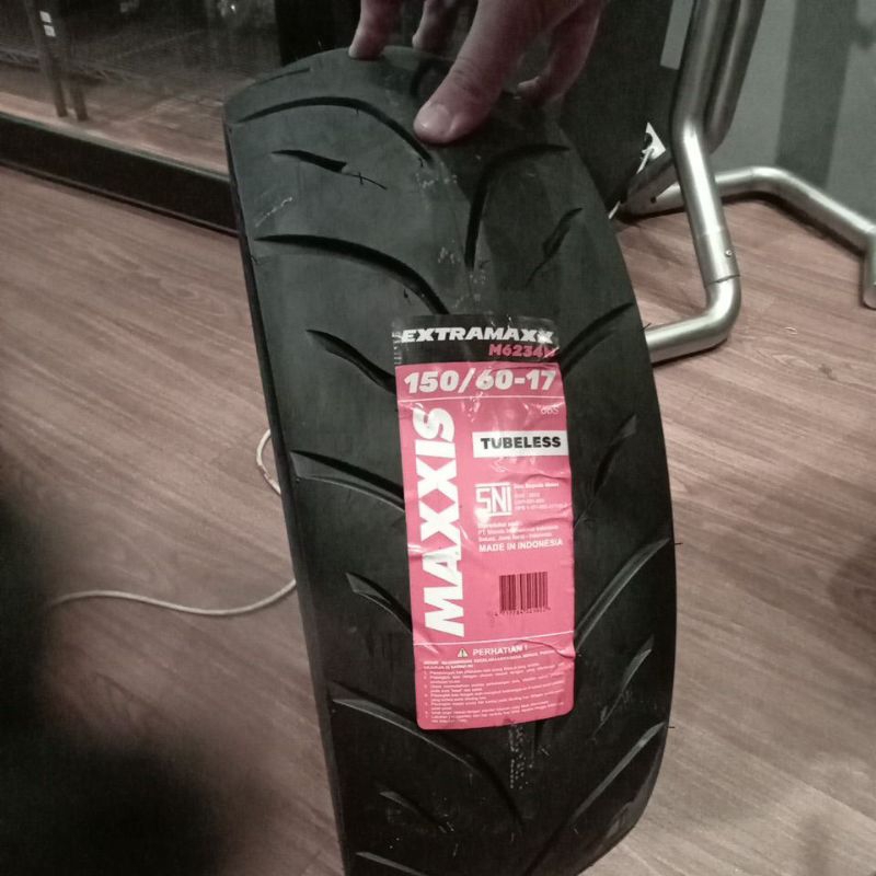 BAN MAXXIS 150/60-17