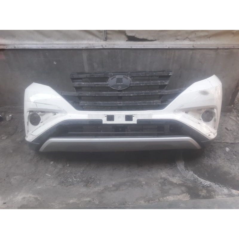 bumper depan rush 2020