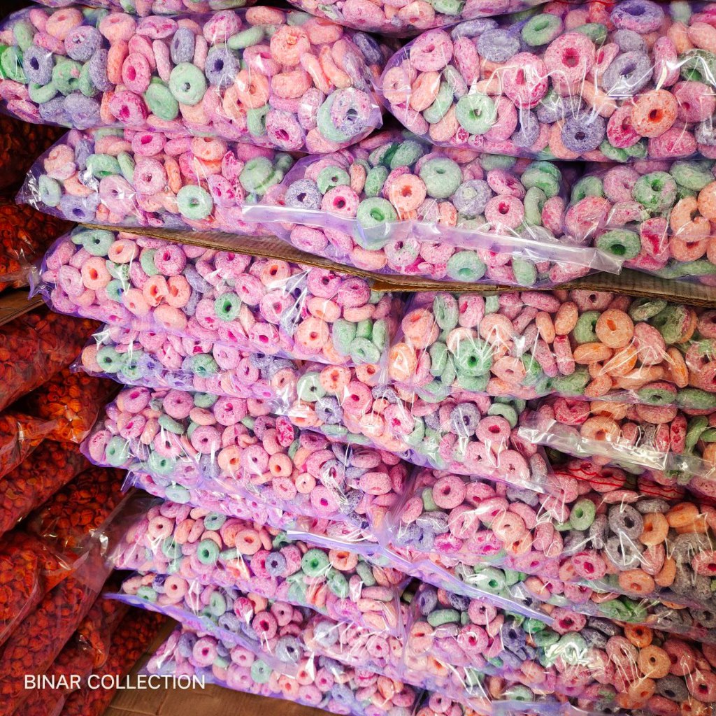 

Widaran Getas Warna Warni Kerupuk Warna Manis Donat Bulat Dan Lonjong Tai Kucing Manis Enak 100gr &