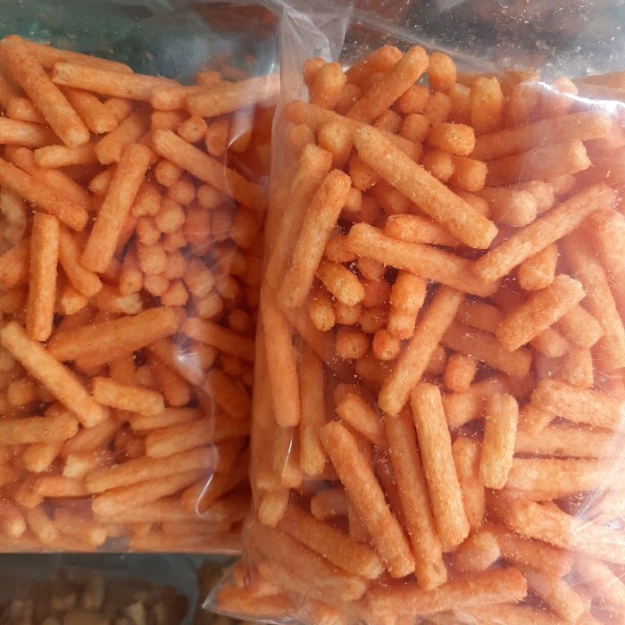 

Stick Balado Stik Kentang Balado Murah Gurih Renyah Enak 100gr & 250gr Snack Cemilan Kiloan Khas Jawa Timur Jajanan Kering Madiun + FREE KARDUS