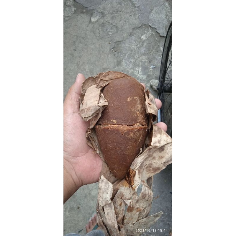 

gula aren dari nira aren