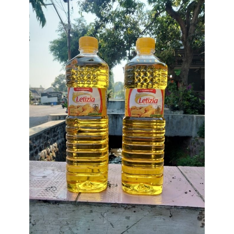 

Letizia Minyak Goreng Pilihanku/kemasan botol1L/Halal/ jernih/lebih Renyah gurih