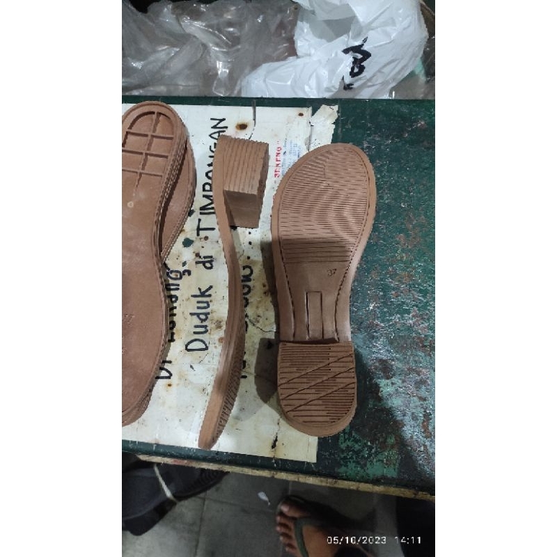 sol sepatu wanita hak 5cm