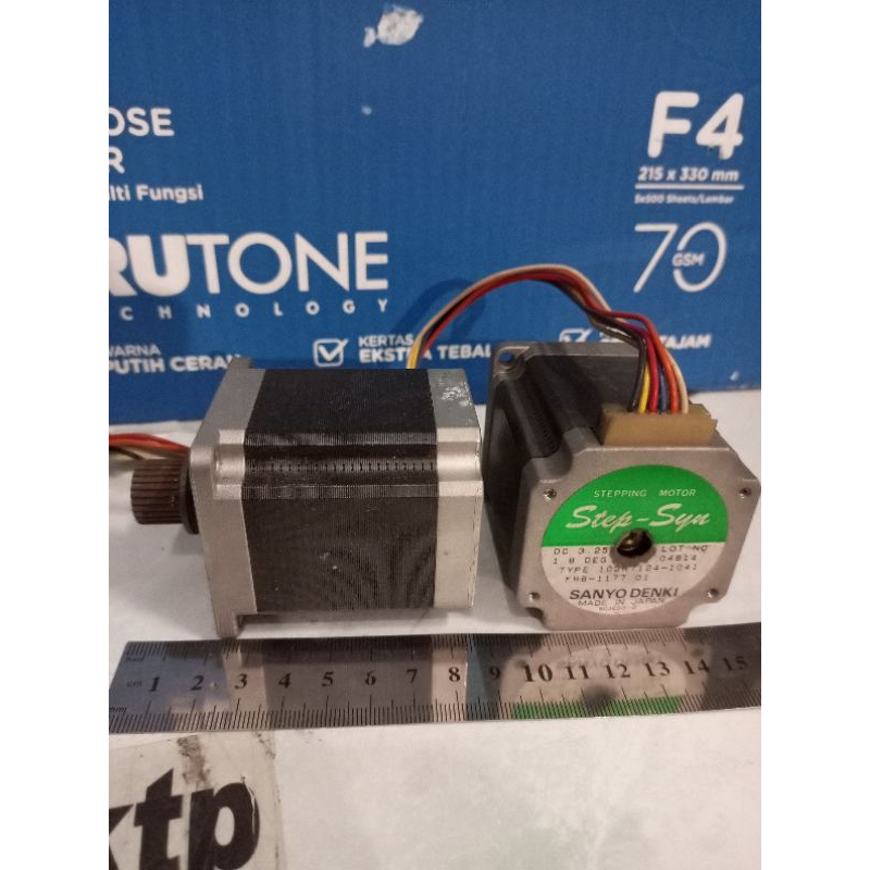 Dinamo stepper nema 23 unipolar 3,25A ( bahan CNC )
