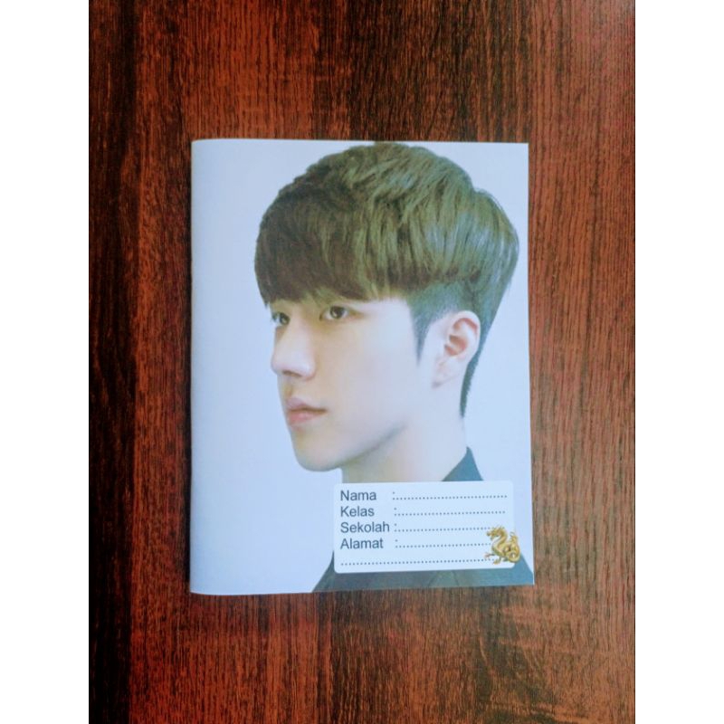 

1 pcs buku tulis, cover request, isi 48