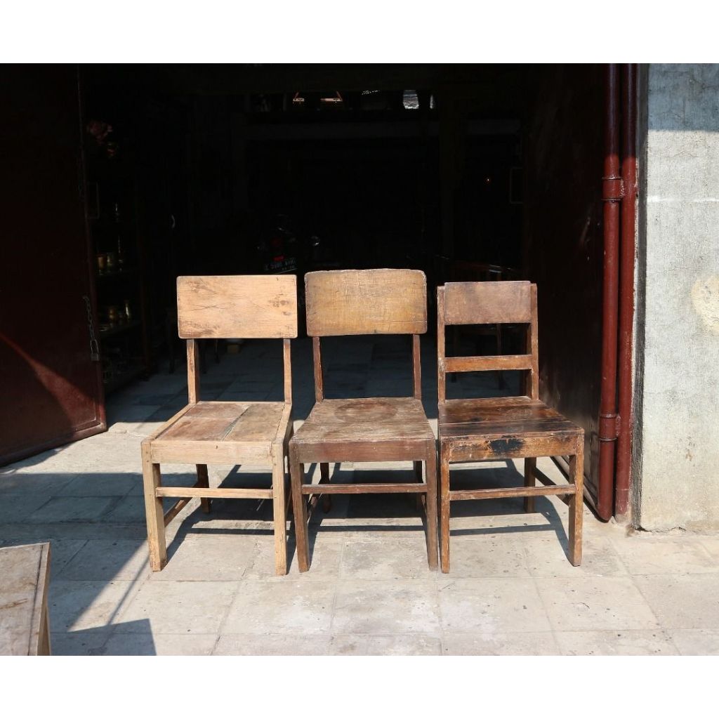 Paket Bangku SD/Kursi Sekolah Lawas/Kursi Kantor/Kursi Desa Lawas  -Bekas lawas -Bahan kayu jatI