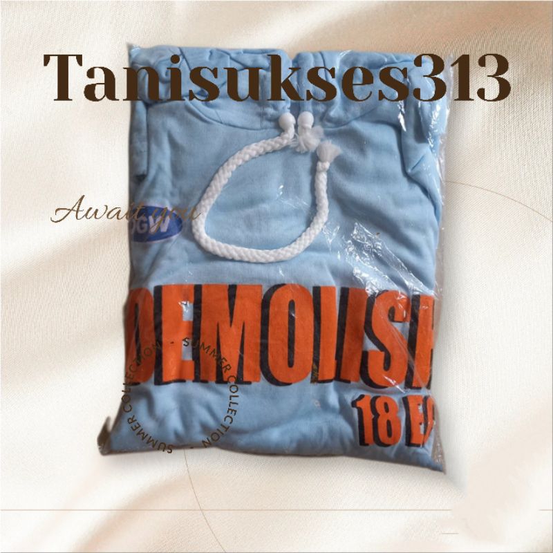 Kaos petani lengan panjang bertudung kepala