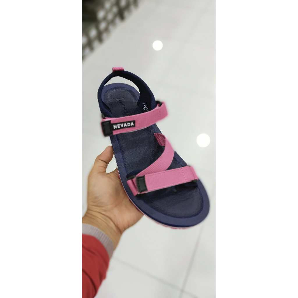 Sandal gunung cewek nevada