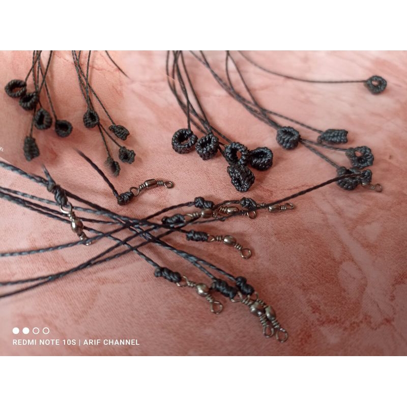 tali kaki burung kecil