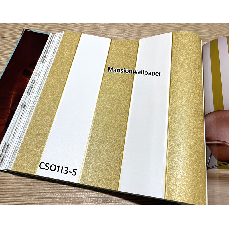 Wallpaper Dinding Garis Putih Gold Mewah