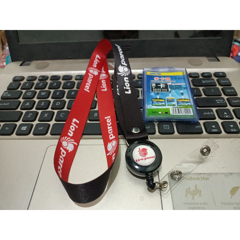 

Lanyard / Tali id card (READY STOCK) Lion Parcel belii harga ecer rasa grosir!!!