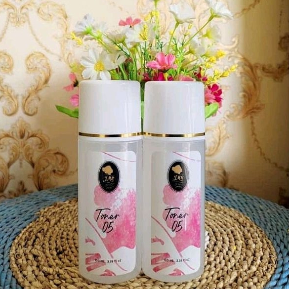JMB TONER WHITENING BPOM - TONER 05 - JM BEAUTY - JM BEAUTY MOJOKERTO - JM BEAUTY CANGGU -JMBEAUTY