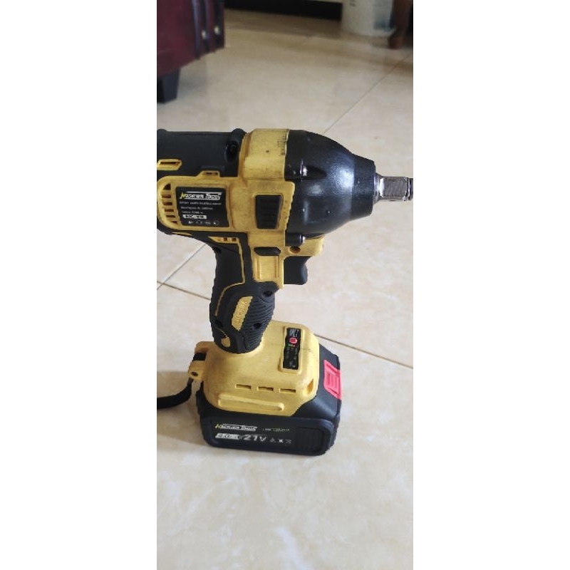 impact wrench Nagawa Nic-21K. 320nm