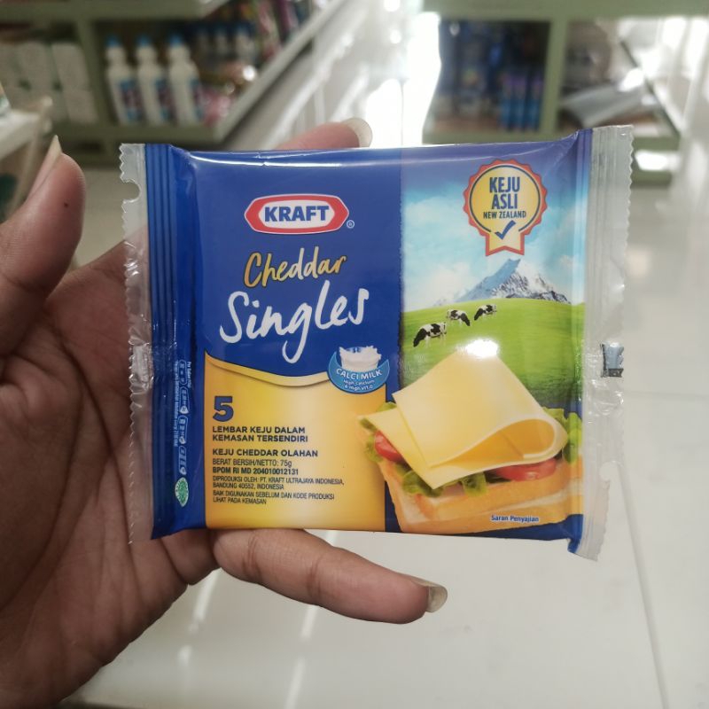 

Keju Kraft Cheddar Slice Singles isi 5 Lembar x 75 Gram