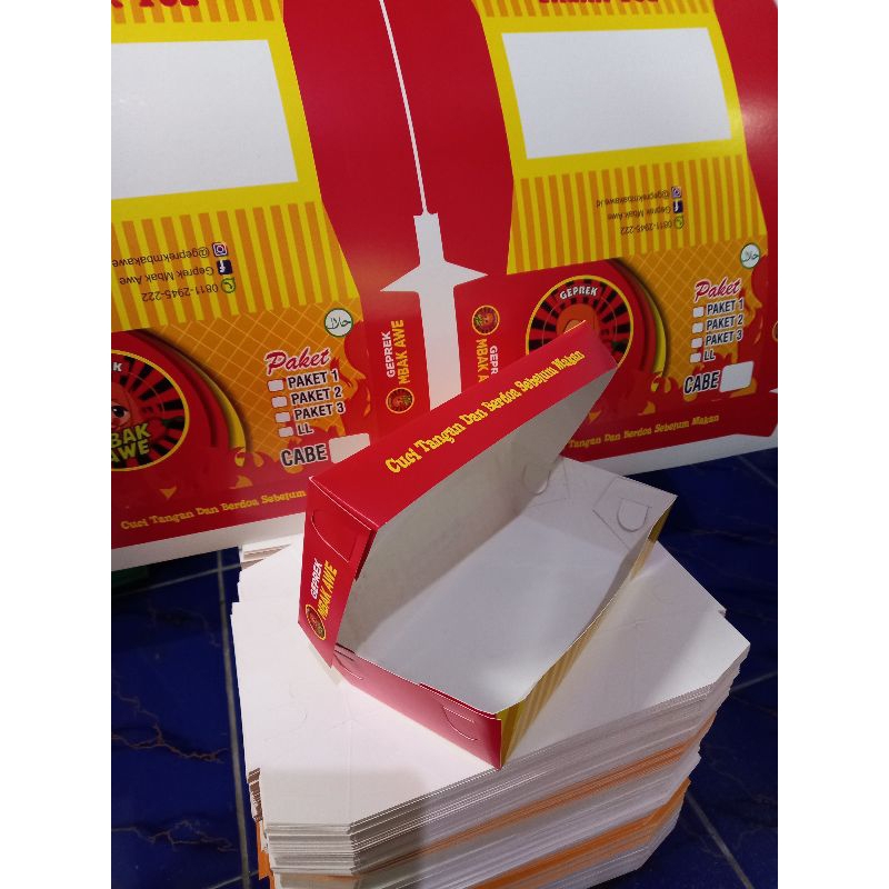 

Box Custom (merk sendiri) laminasi