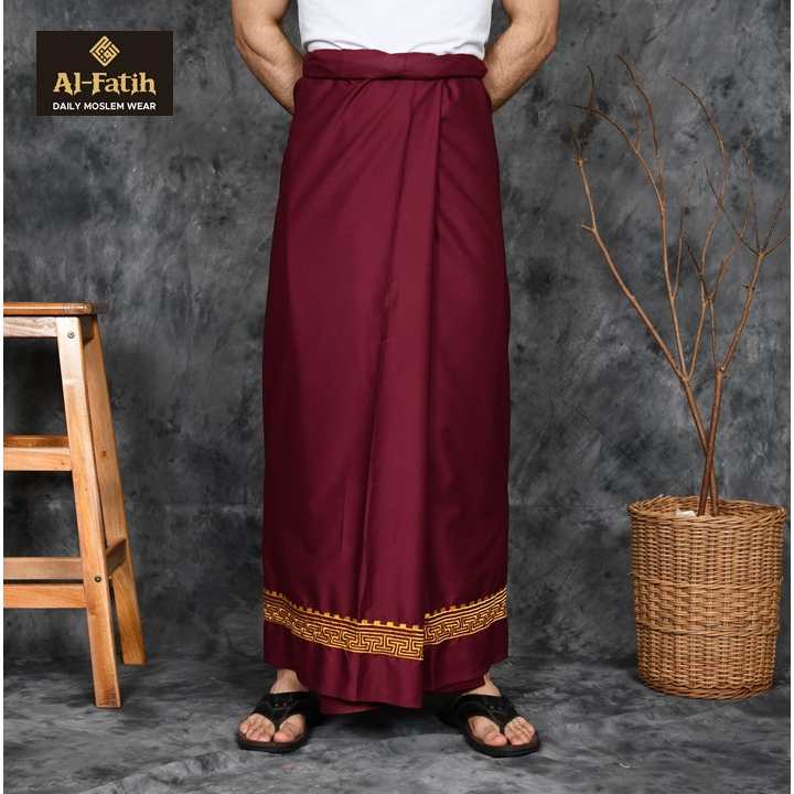 Sarung Bordir Motif Mandalika Bordir Timbul Sarung Pria Dewasa Sarung Sholat 100% Bordir