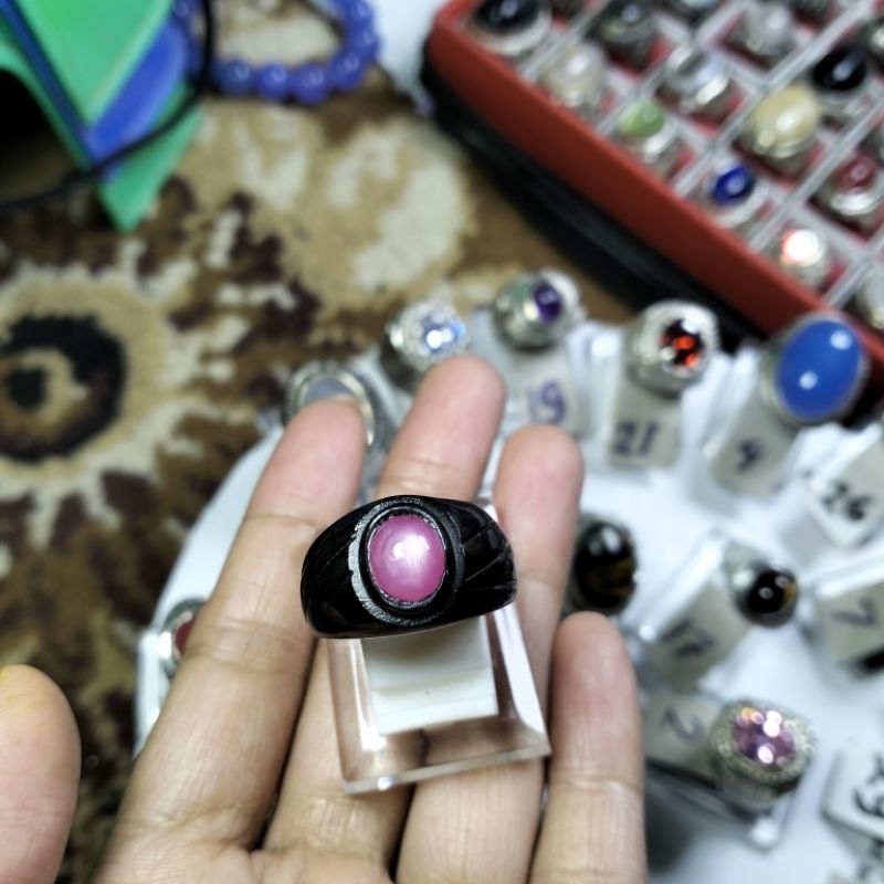Cincin Ruby Mozambique ring titanium