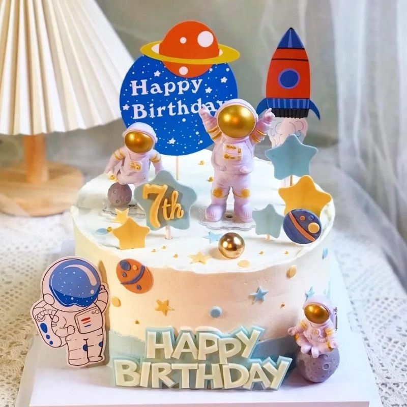 Cake Topper Tema Astronot Luar Angkasa / Topper Kue Ultah