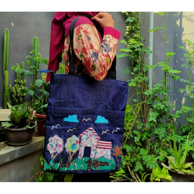 Totebag Aplikasi Kain Perca
