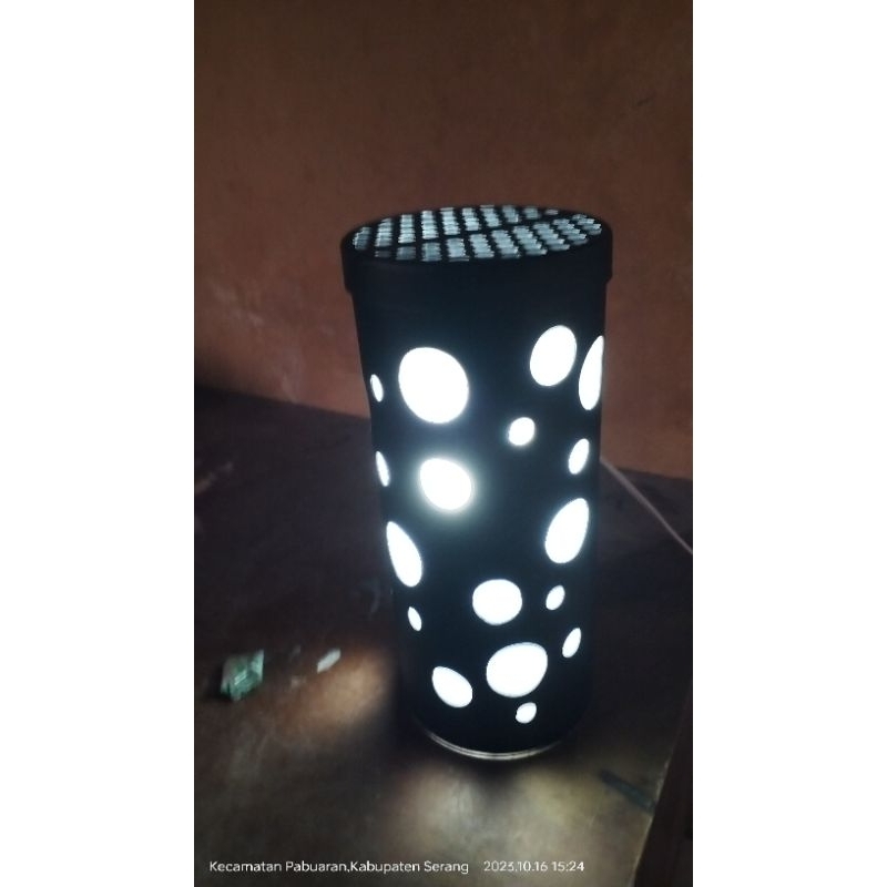 Lampu hias Meja dan tiang teras