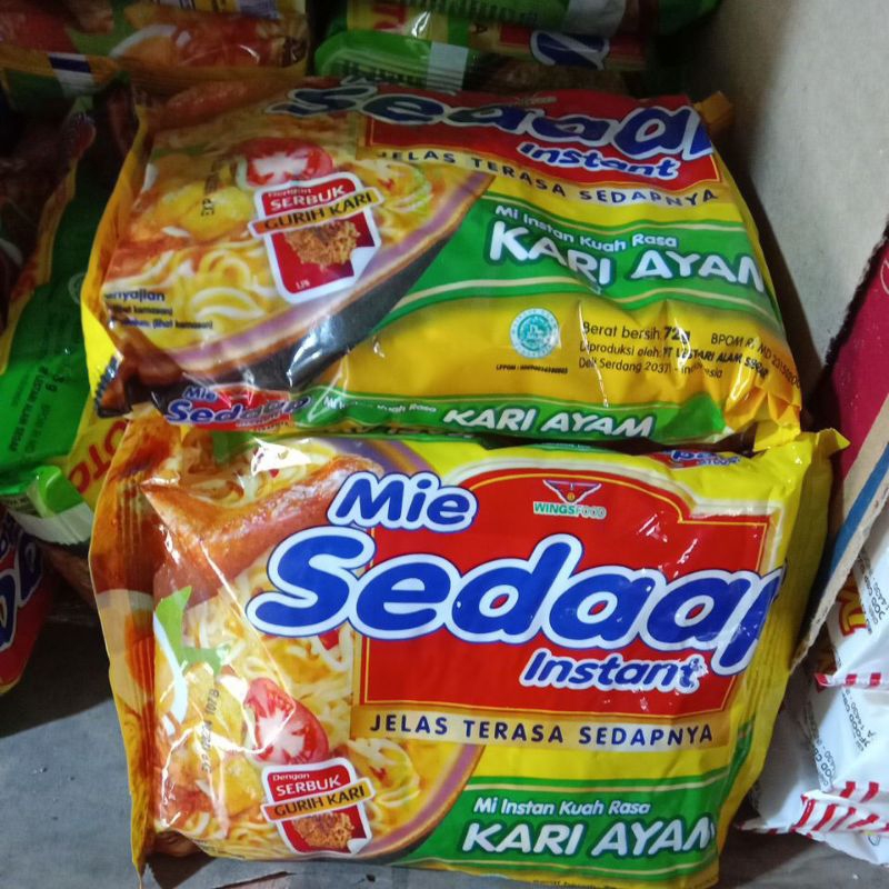 

MIE SEDAP KARI AYAM 5 BUNGKUS