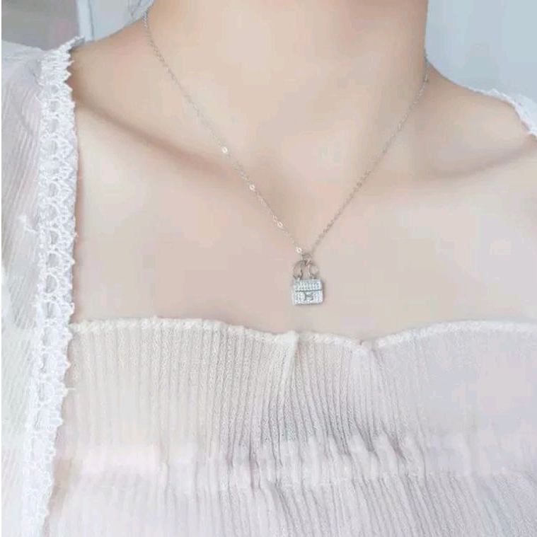 KALUNG TITANIUM LIONTIN TAS  H MODEL TERBARU