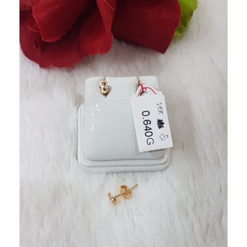 Anting emas 70 huruf E