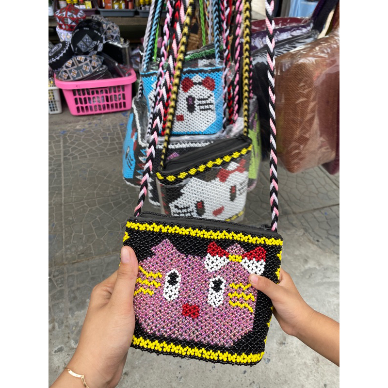 tas selempang manik  hello kitty anak/dewasa