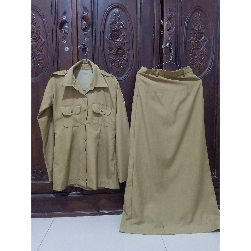 preloved setelan atasan dan rok pemda jahit sendiri