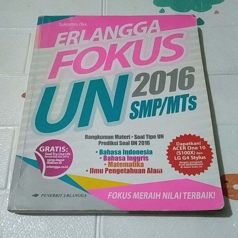 ERLANGGA FOKUS UN 2016 SMP/MTS