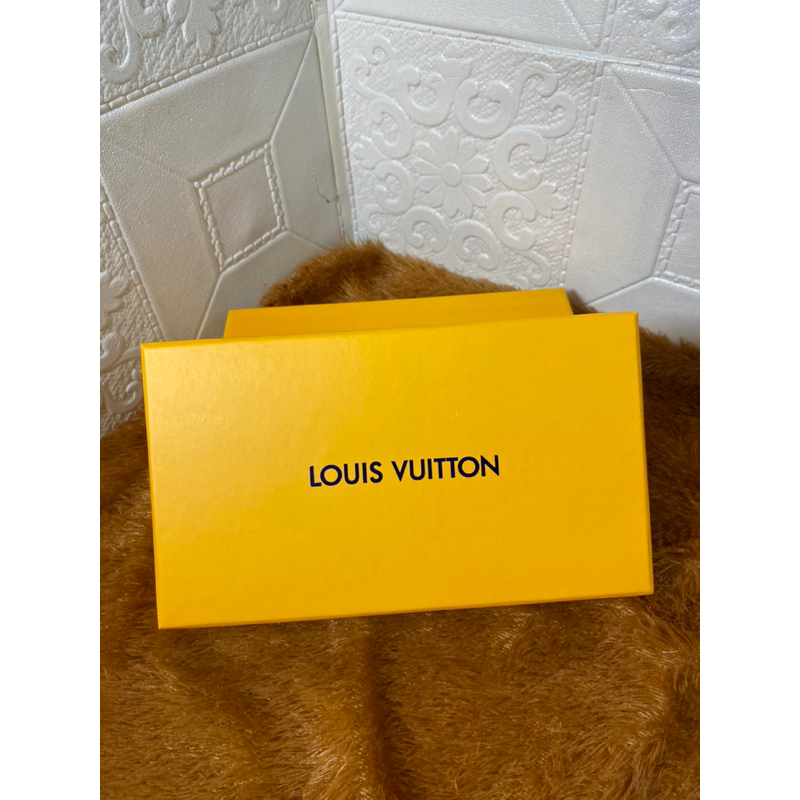 

kardus box dompet lv uk 20,5 x 11 x 4