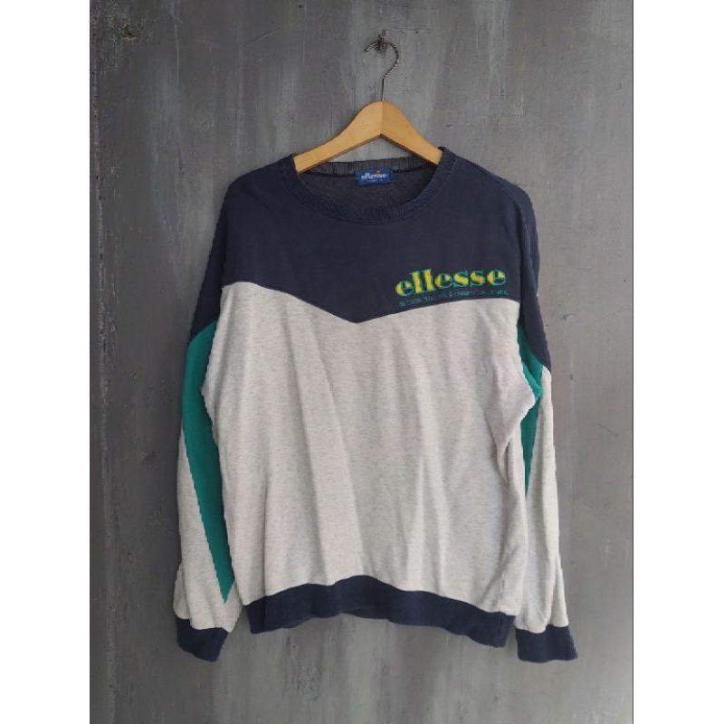crewneck ellese