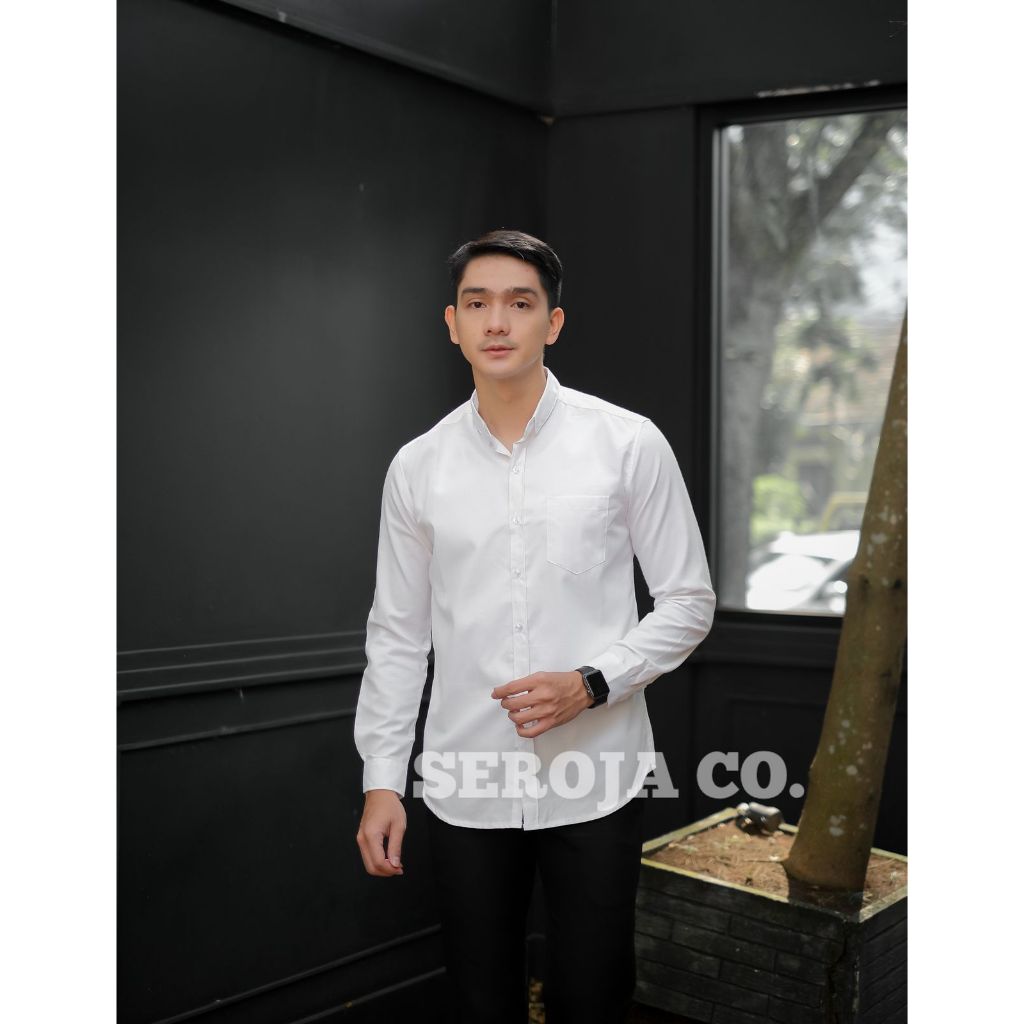 KEMEJA POLOS PRIA LENGAN PANJANG SLIMFIT KASUAL WARNA PUTIH