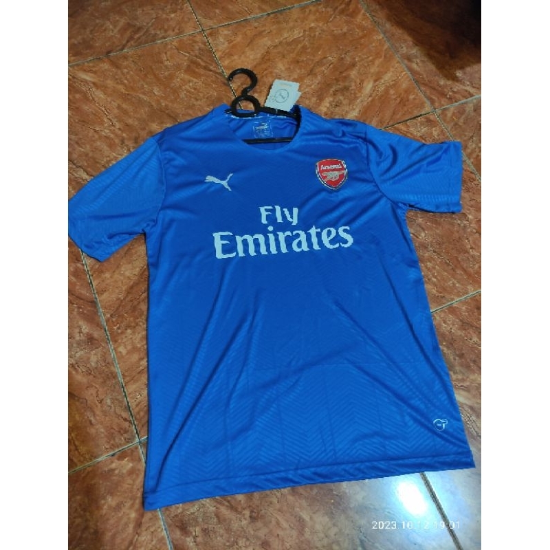 Jersey Arsenal Retro Training biru (Foto asli ada tanggal & waktu pengambilan gambar )