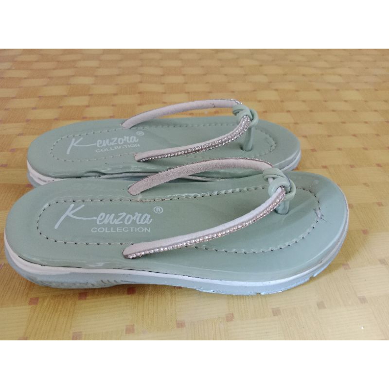 Sandal anak PRELOVED