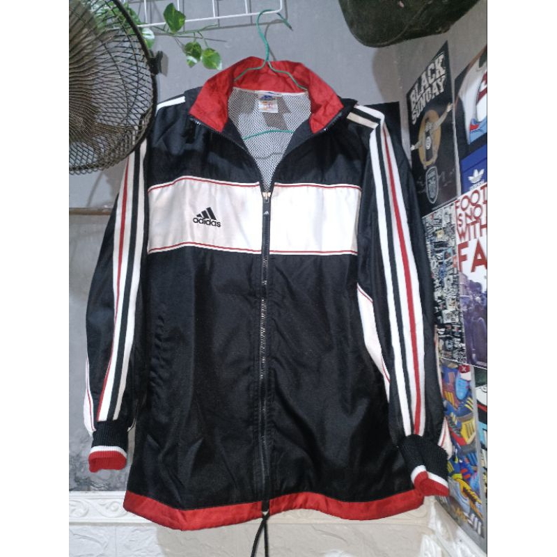 JAKET ADIDAS ESSENTIAL VINTAGEE