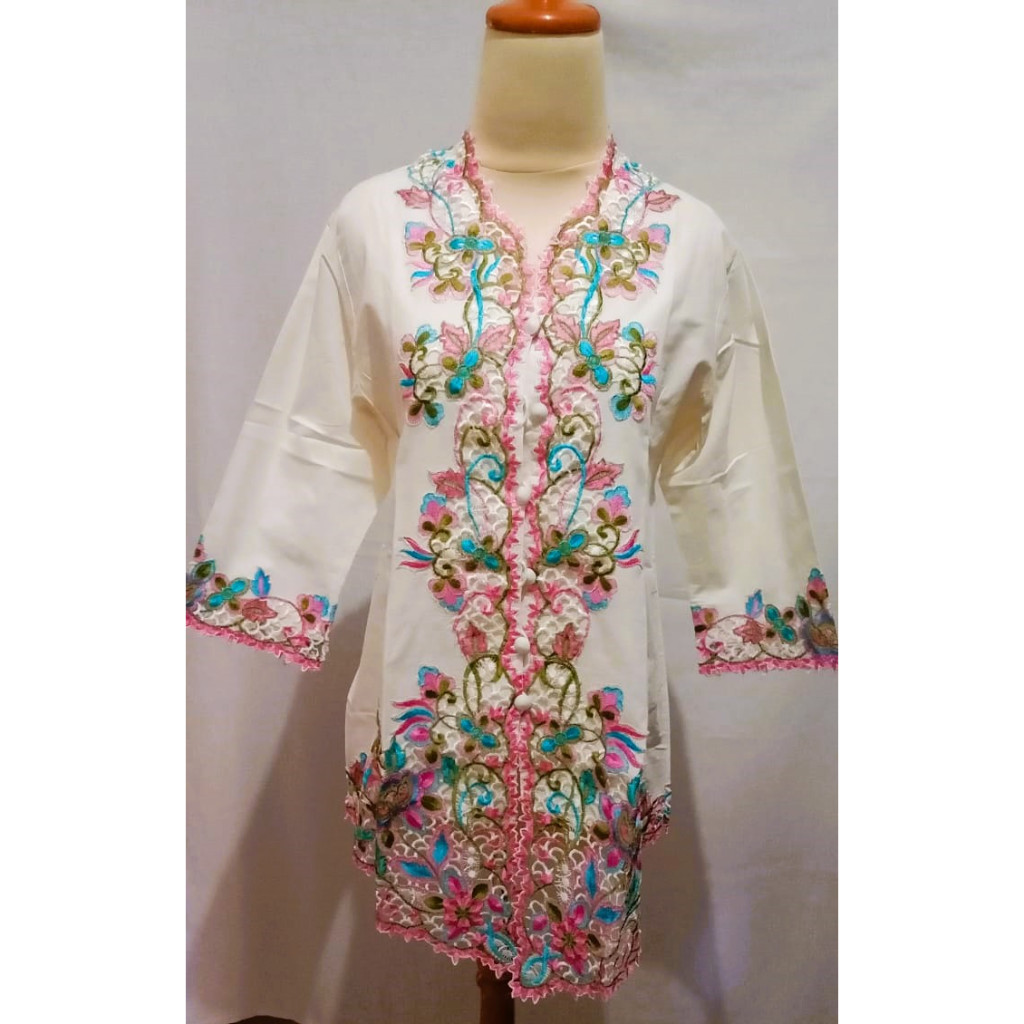 Atasan Semi Kebaya "Nayla" Putih (Bordir)