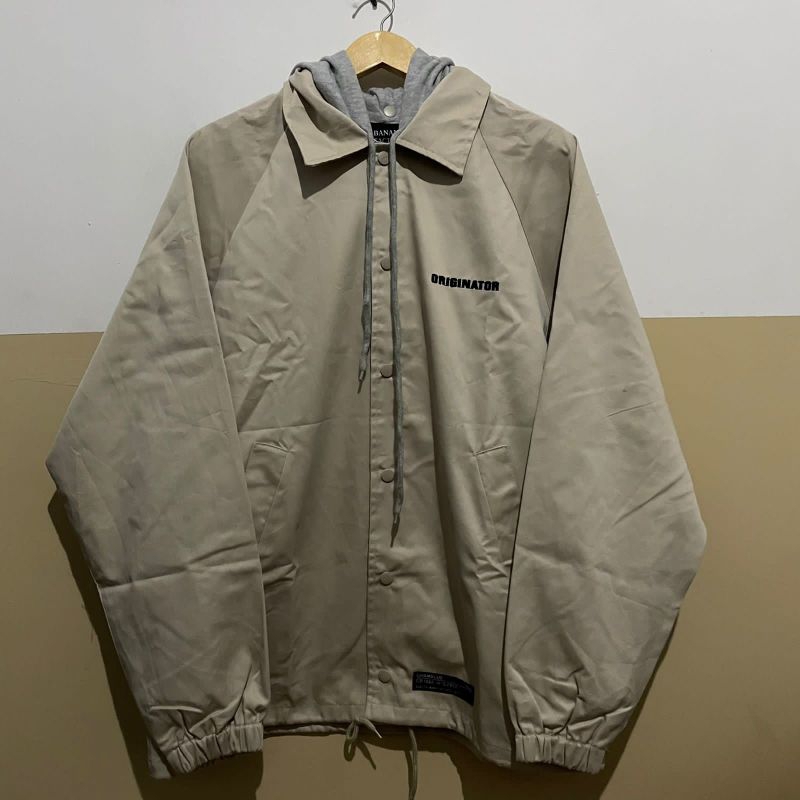 Jaket Banana Factory Cream