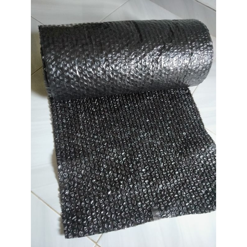 

Bubble wrap untuk tambahan packing