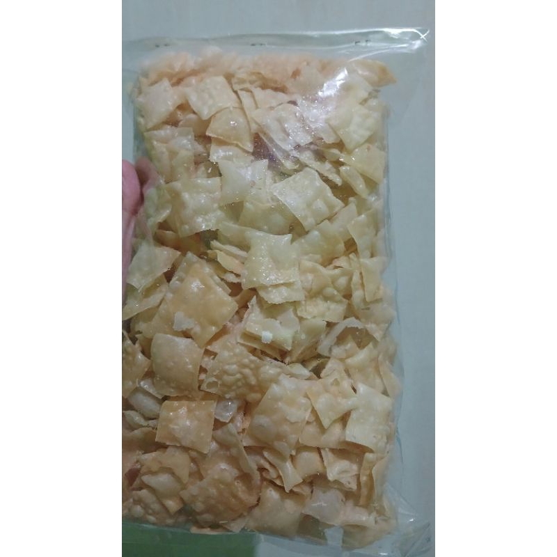

Kripik Pangsit Berat 250g