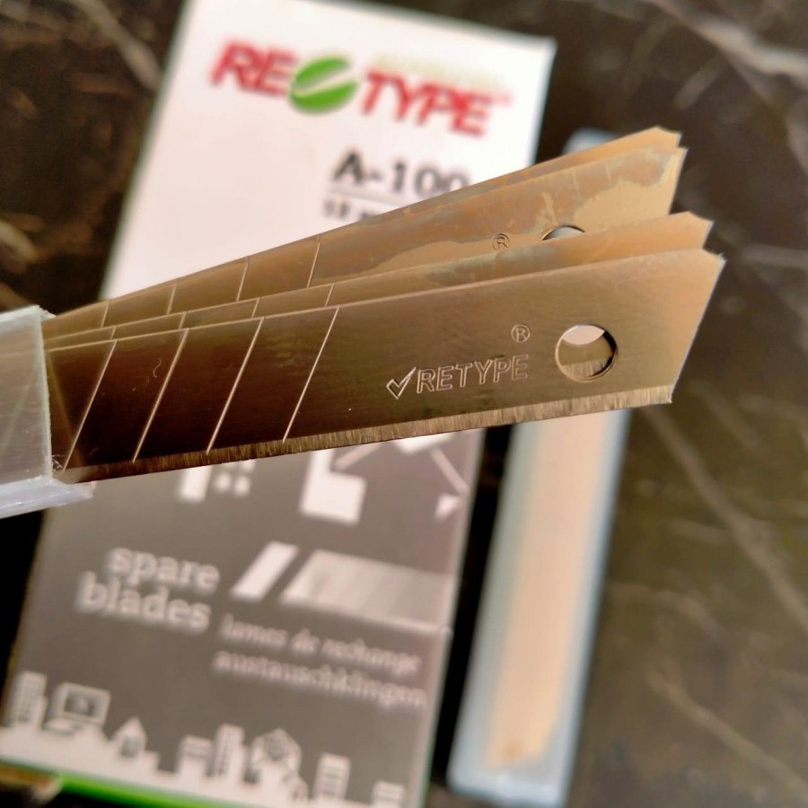 1 PAK ISI 12 TUBE(60 PCS) CUTTER KECIL A300 RETYPE REFIL CUTTER