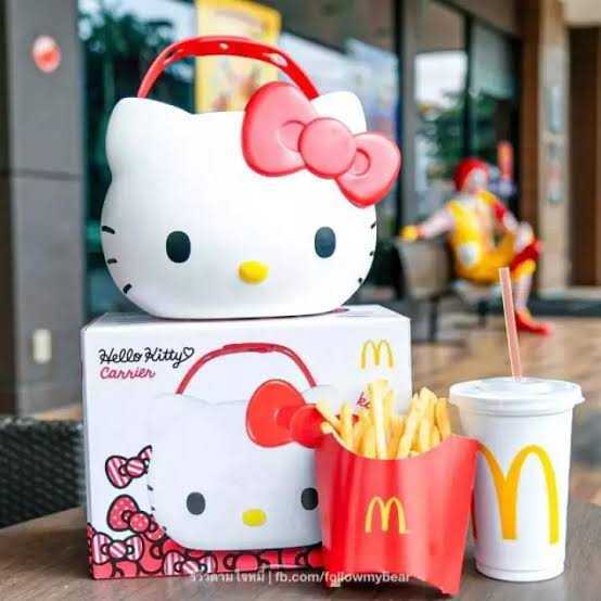 hello kitty Mcdonald snack carrier tempat makan n minuman di mobil