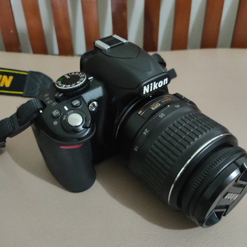KAMERA NIKON D3100