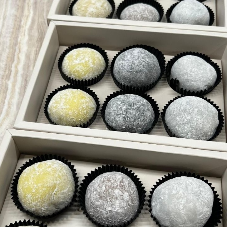 

Kiku Mochi - Assorted Mochi & Daifuku isi 6 [Ready Stock]