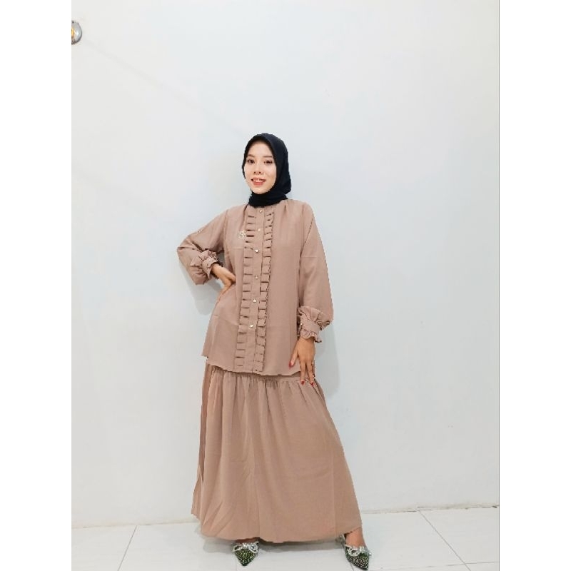 brend Shella sauki set-rok cream