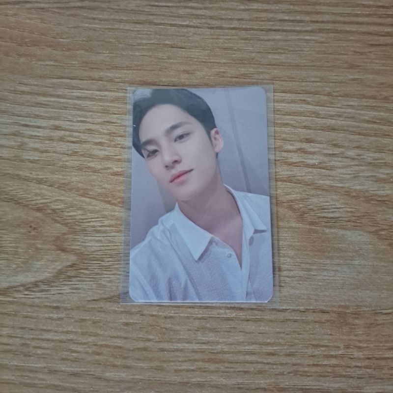 PC Seventeen Mingyu Face The Sun Yizhiyu Fansign E