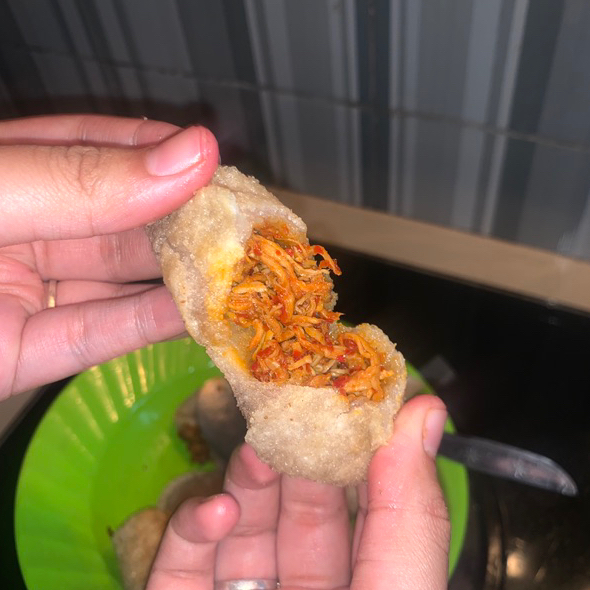 

Cireng isi (cirsi) varian ayam / varian jando