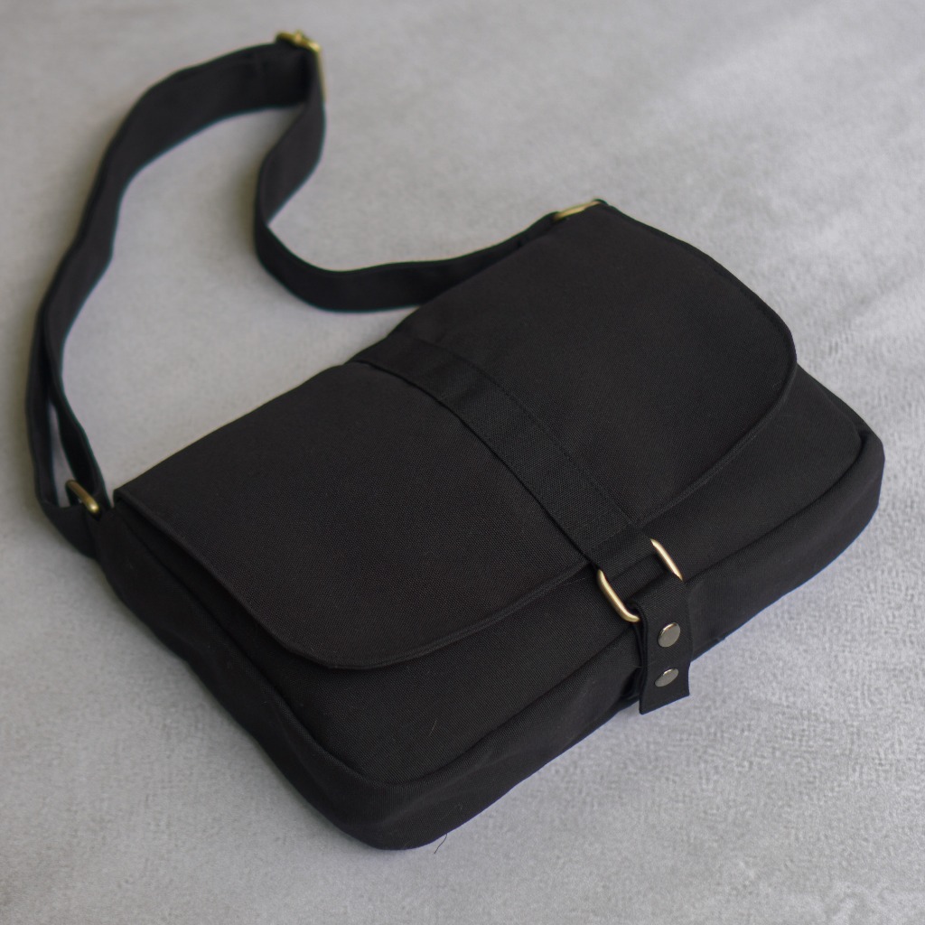 Termurah Ranu - Thevan Vintage Canvas Sling Bag Black Tas Selempang Kanvas