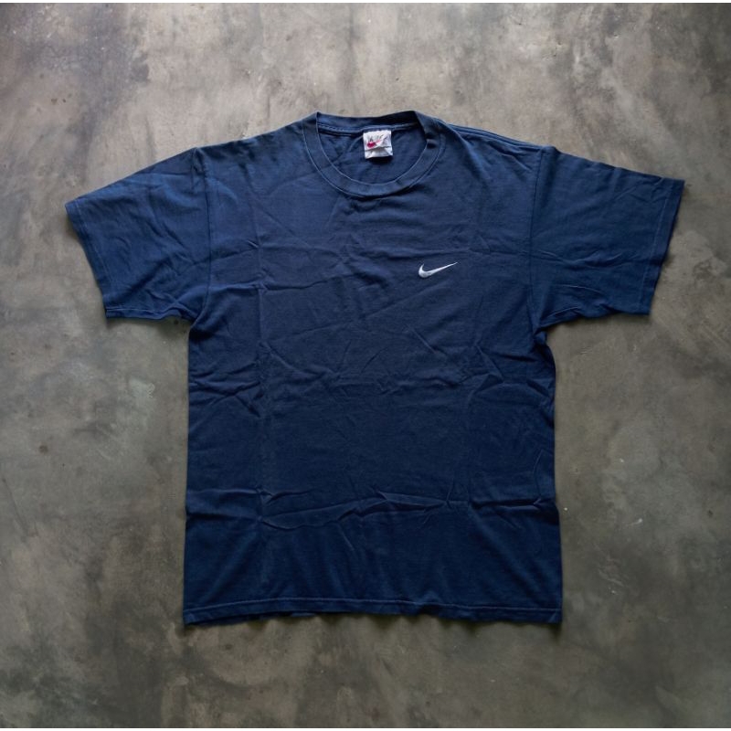 shirt nike small swosh vintage 90s