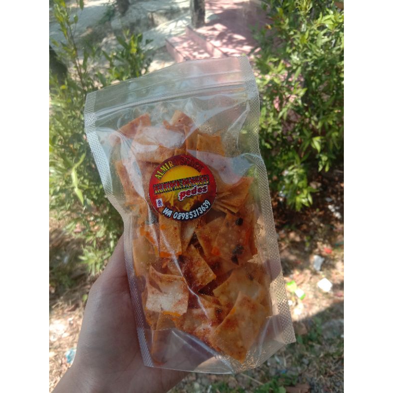 

pangsit pedas